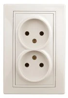 Розетка однофазная скрытого монтажа, в рамку без шторок слоновая кость 16А 250В IP20 1-204-02 Intro Plano Б0053905