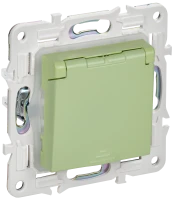 SKANDY Розетка 1-местная с заземлением с защитными шторками и крышкой 16А IP44 SK-R11G мятный IEK SK-R16-16-44-K06