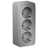 Розетка BLANCA наружная трехпостовая, с заземлением, без шторок, с изолирующей пластиной, 16А, 250В, алюминий Systeme Electric BLNRA010313