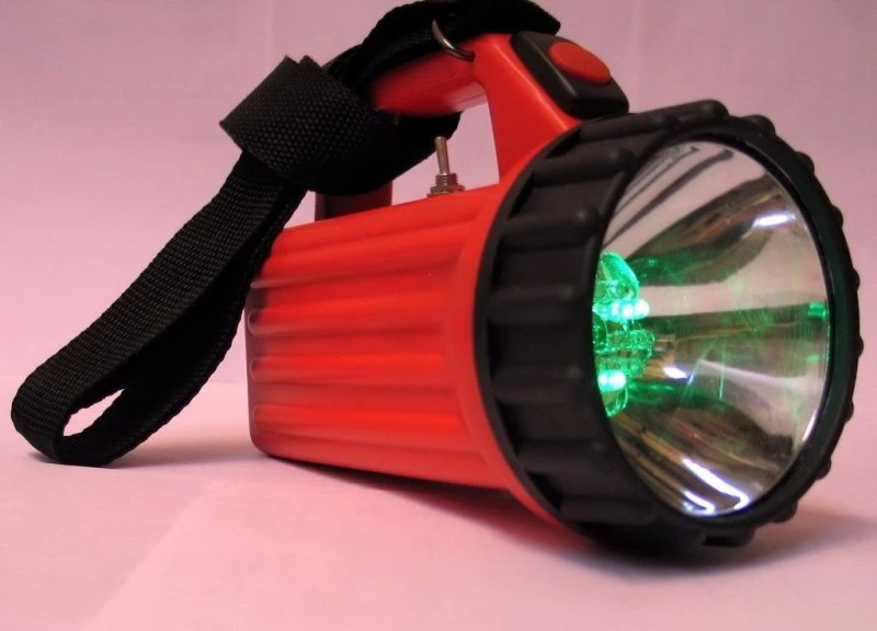 Фонарь ФАСО-4С аккум.3хLED+LED сигн.-осв.б/ЗУ Бином ЗУ:АЗУ6/7.2П Б000114 Фонарь ФАСО-4С аккум.3хLED+LED сигн.-осв.б/ЗУ Бином ЗУ:АЗУ6/7.2П Б000114