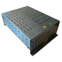 Тормозной резистор Мощность ПЧ, кВт: 160. Сопротивление резистора, Ом: 4,1 (2 шт. 8,2). Мощность резистора длительная, кВт: 16. Степень защиты IP: 20 VEDA MC PBC01015